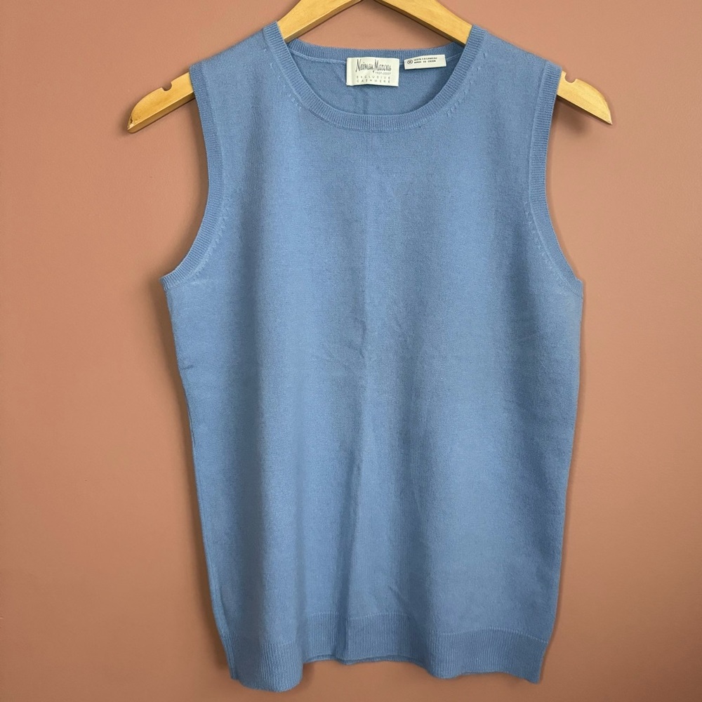 Neiman Marcus 100% Cashmere Vest